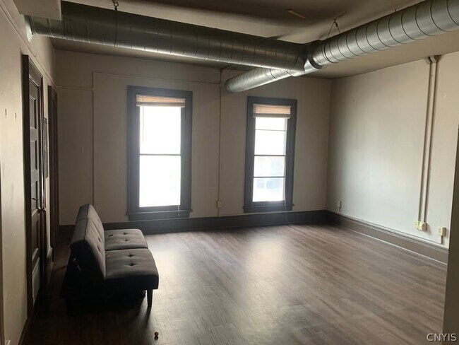 Building Photo - 129 W Fayette St