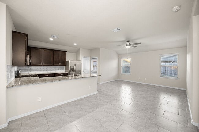 Building Photo - 8014 Ecru Ln