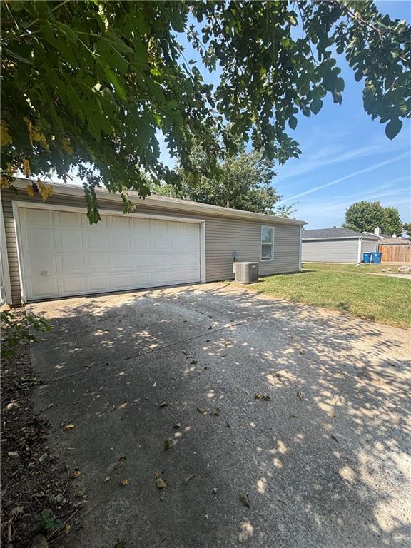 Building Photo - 1701 Signature Dr