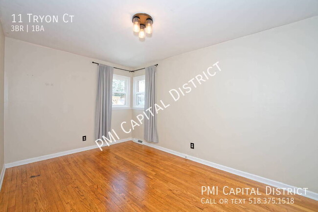 Building Photo - 11 Tryon Ct