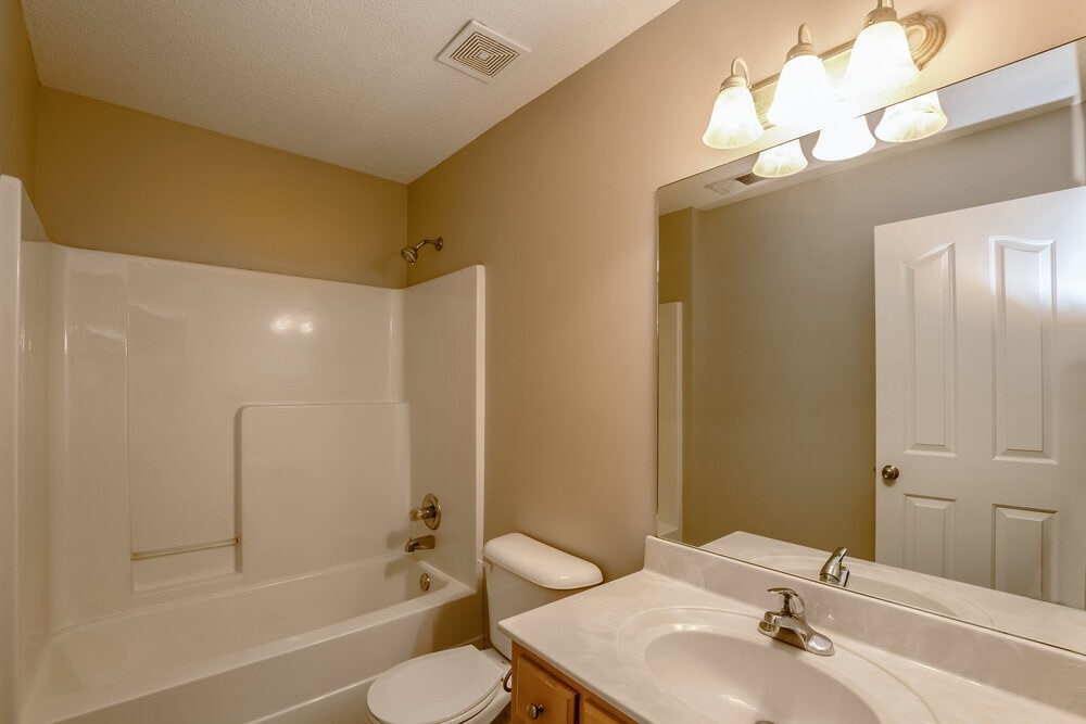 Building Photo - 9893 Farmyard Dr