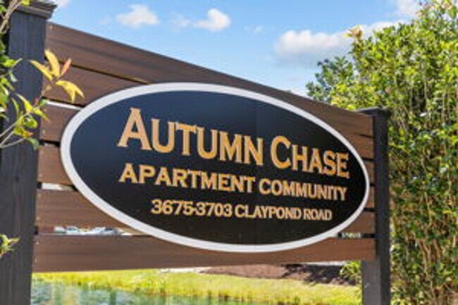 Building Photo - This apartment will live rent free in your...