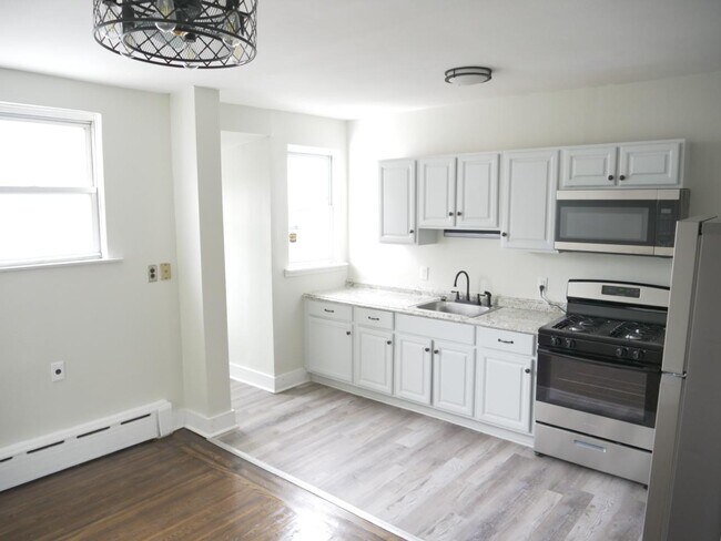 Building Photo - 7356 Garman St