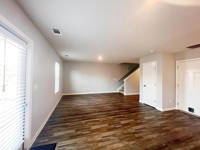 Building Photo - 103 Brinkleys Ln