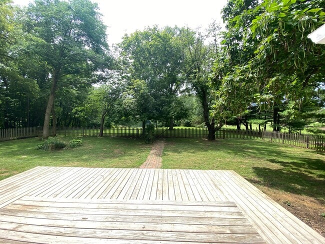 Building Photo - Coming Soon!!! Beautiful, Picture Perfect ...