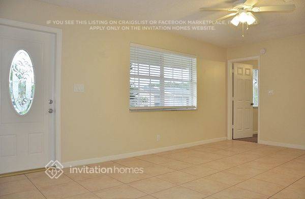 Building Photo - 7714 SW 6th Ct