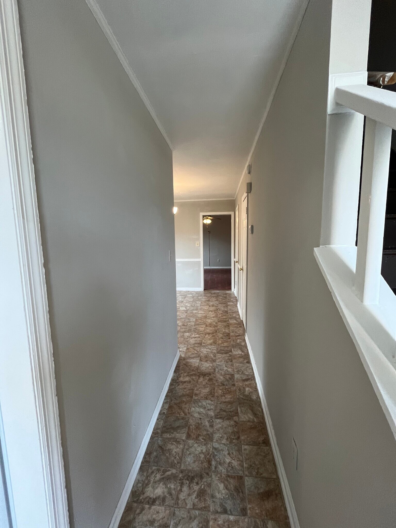 foyer - 1111 Emmett St