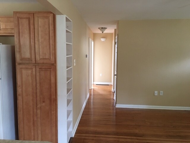 Building Photo - 2037 Terrace Drive