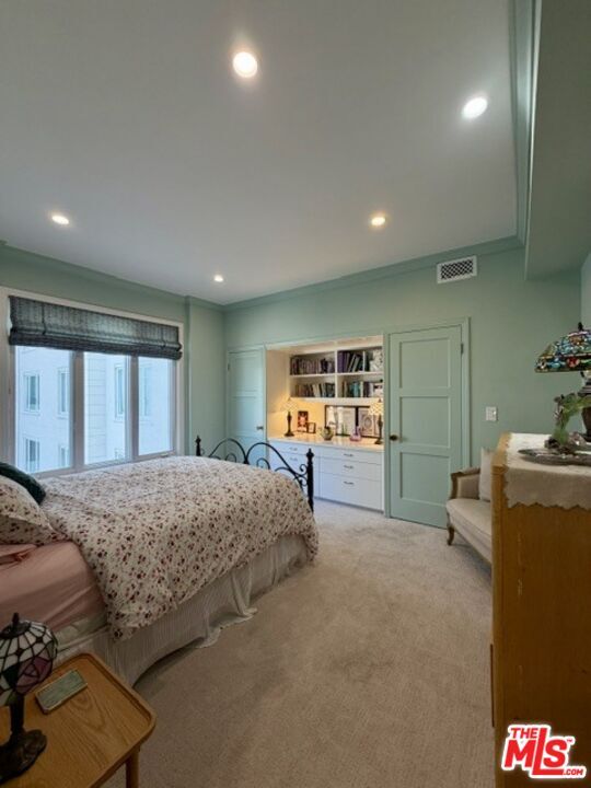 Building Photo - 1424 N Crescent Heights Blvd