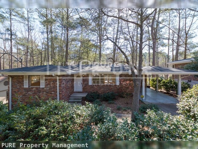 Building Photo - Price Drop Alert!   3 bed 1/5bath Home. Av...
