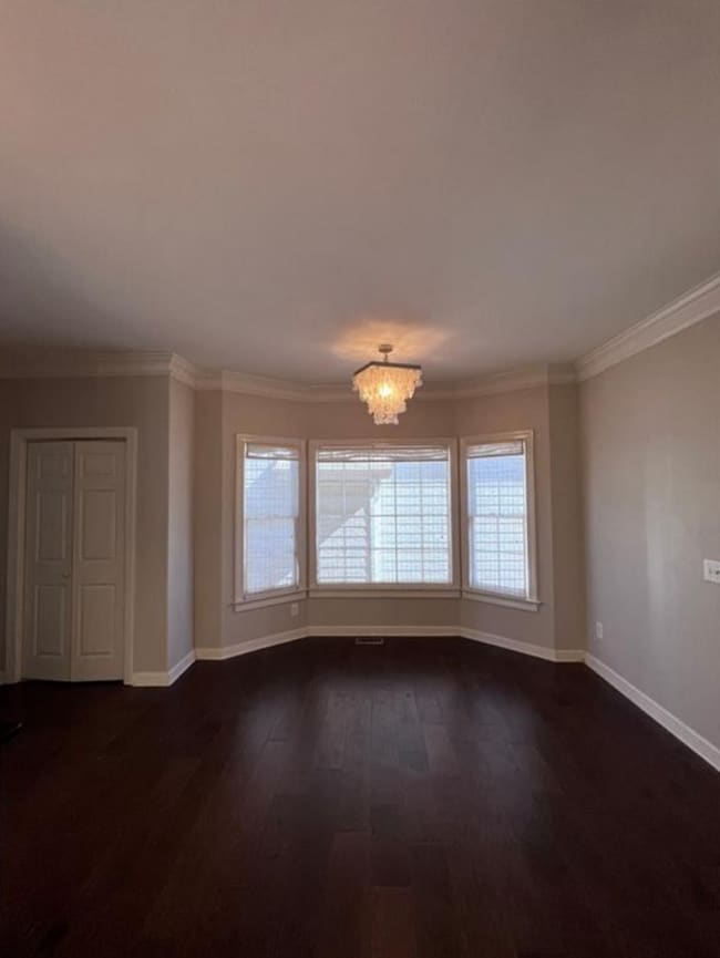 Building Photo - 145 Shoreline Walk