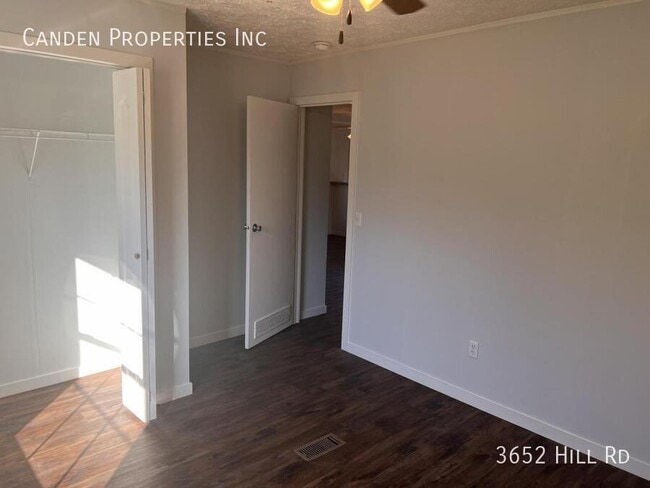 Building Photo - 3652 Hill Rd