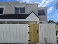 Building Photo - 6825 SW 45th Ln