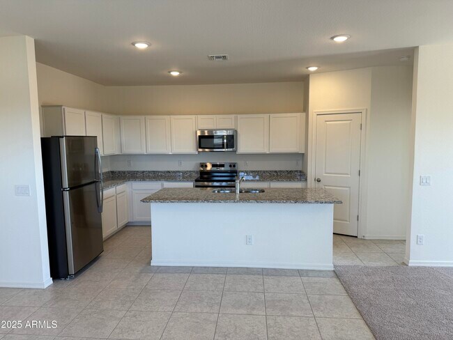 Building Photo - 32234 N Knauss Ln