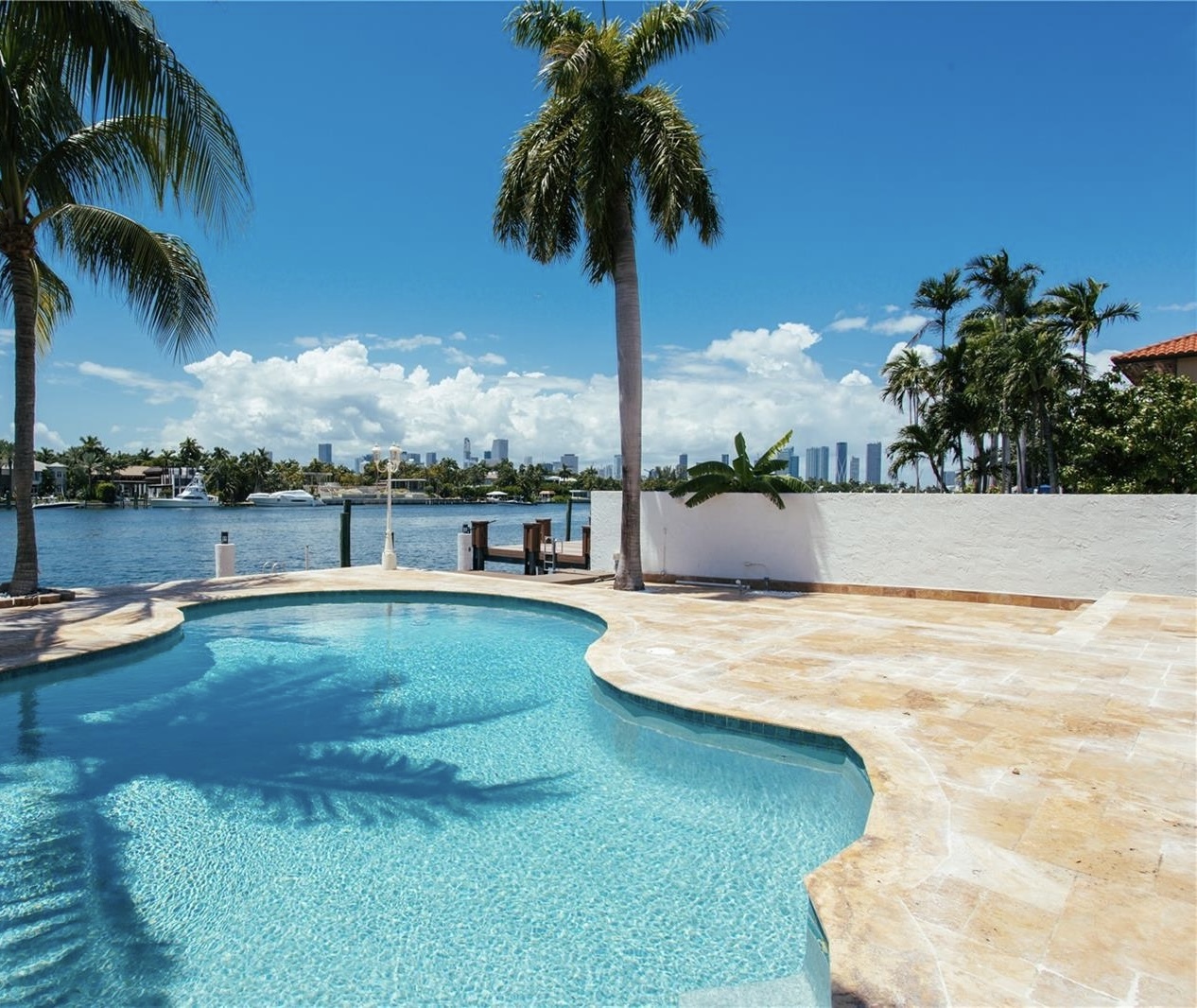 Building Photo - 72 S Hibiscus Dr