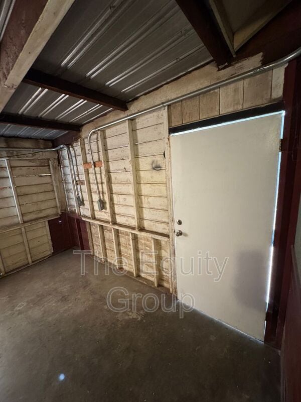 Building Photo - 702 N Jacob St