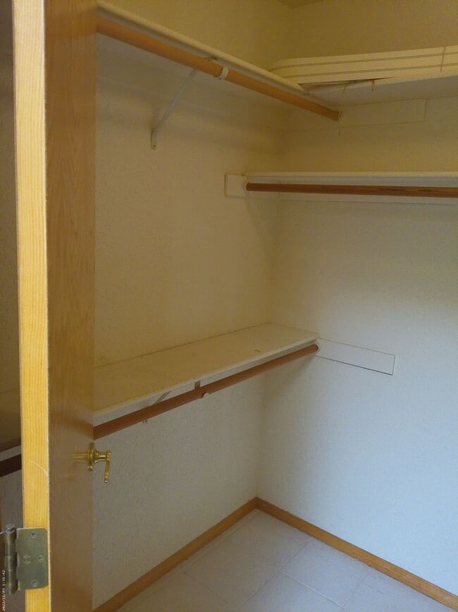 Building Photo - 1771 Miramar Dr