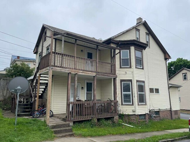 Building Photo - 201 2nd Ave