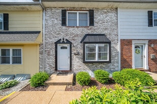Building Photo - 2548 Grayland Walk