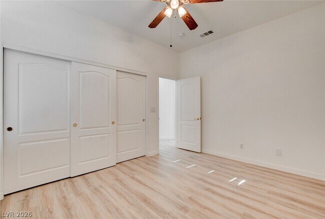 Building Photo - 8401 Desert Quail Dr