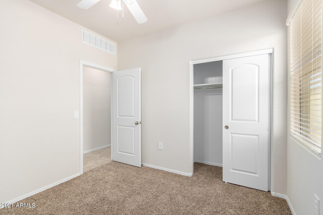 Building Photo - 36071 Seville Dr