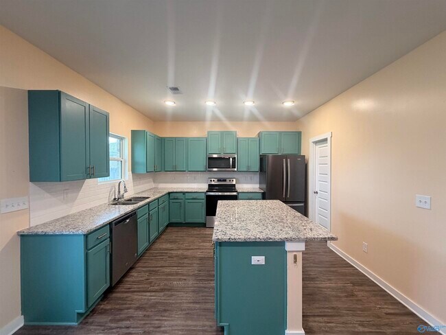 Building Photo - 4200 Textile Ln