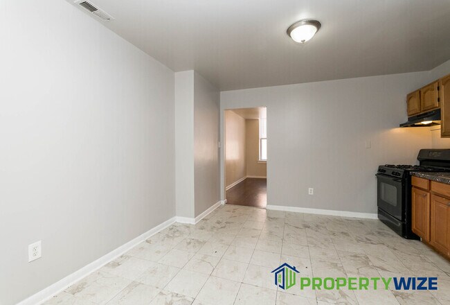 Building Photo - 1618 Druid Hill Ave
