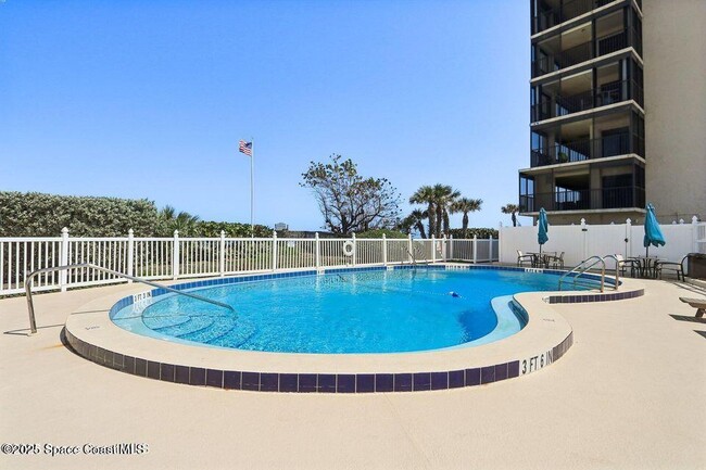 Building Photo - 1125 Jimmy Buffett Mem Hwy