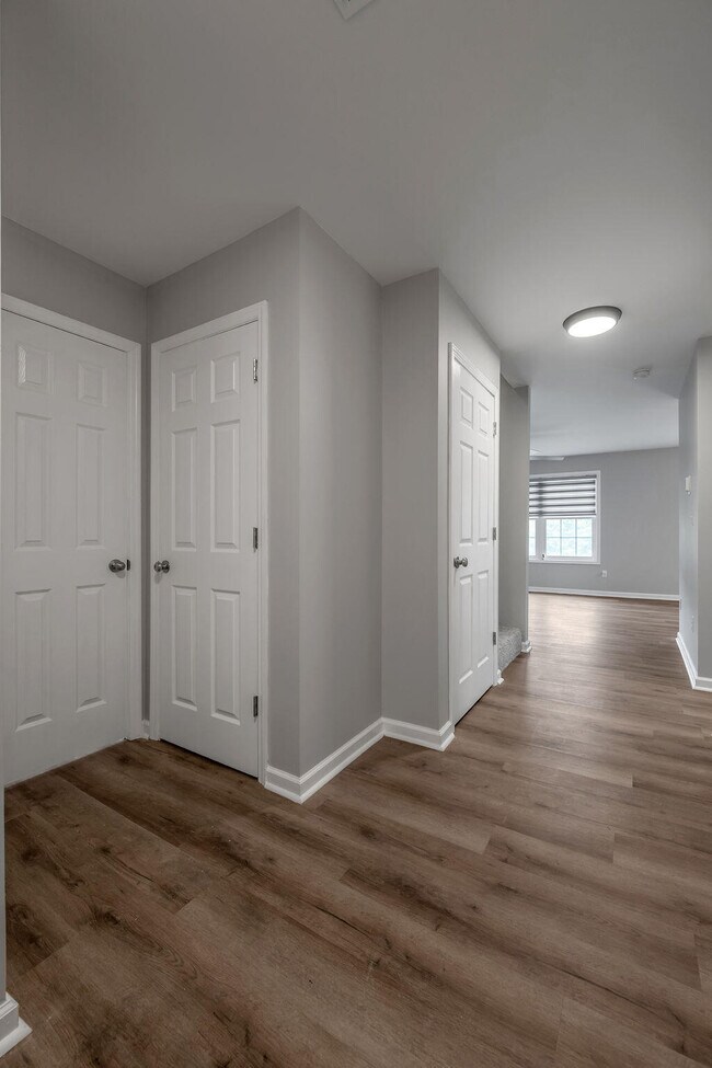 Building Photo - 242 Elkhorn Meadows Dr