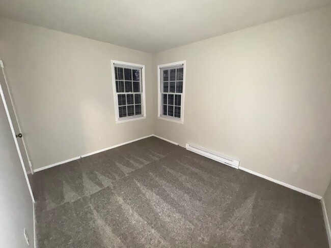 Building Photo - 2bed/1ba Apt off S Main Kannapolis close t...