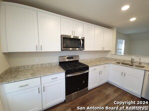 Building Photo - 11418 Long Rider