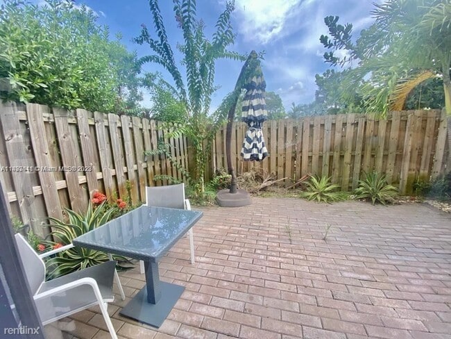 Building Photo - 3 br, 2.5 bath Townhome - Magnolia Trails