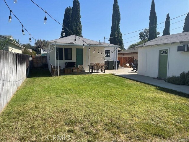 Building Photo - 4586 Sunnyside Dr