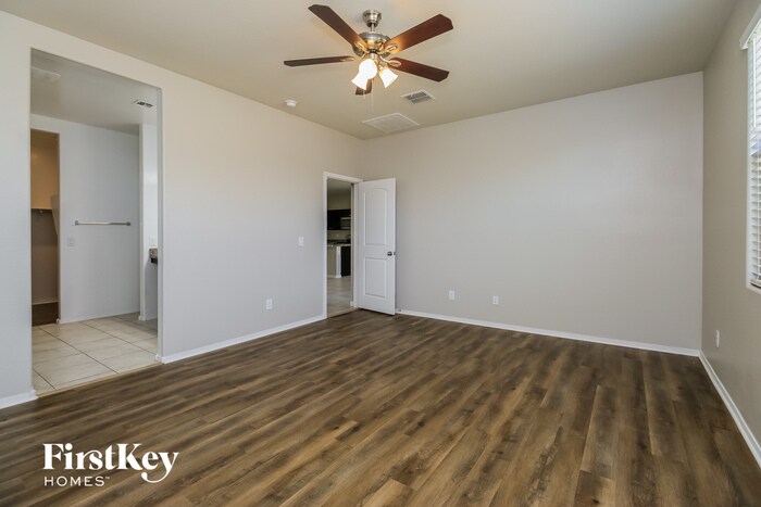 Building Photo - 11376 E Sunflower Ln