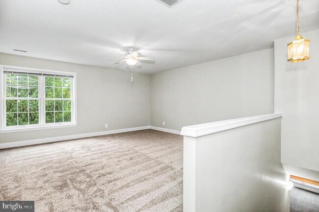 Building Photo - 8406 Mountain Larkspur Dr