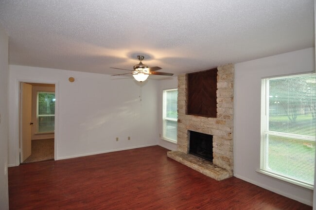Building Photo - New Carpet! New Vinyl Flooring! New Paint!