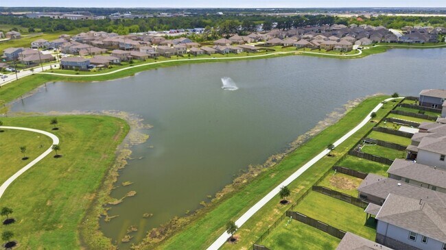 Building Photo - 25343 Trinity Oakley Ct