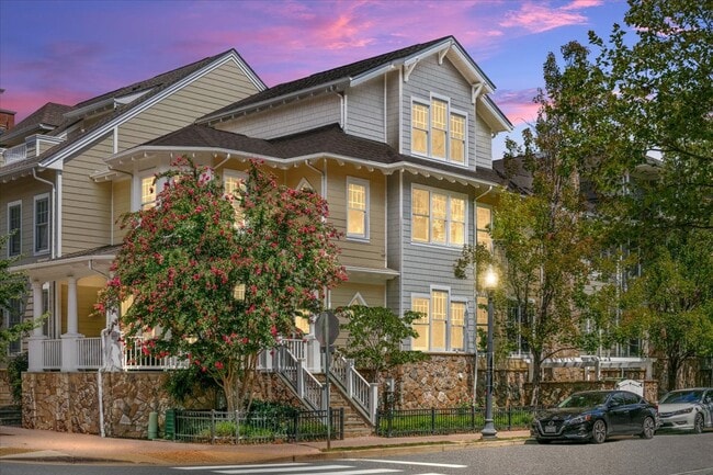 Building Photo - 2863 11th St N