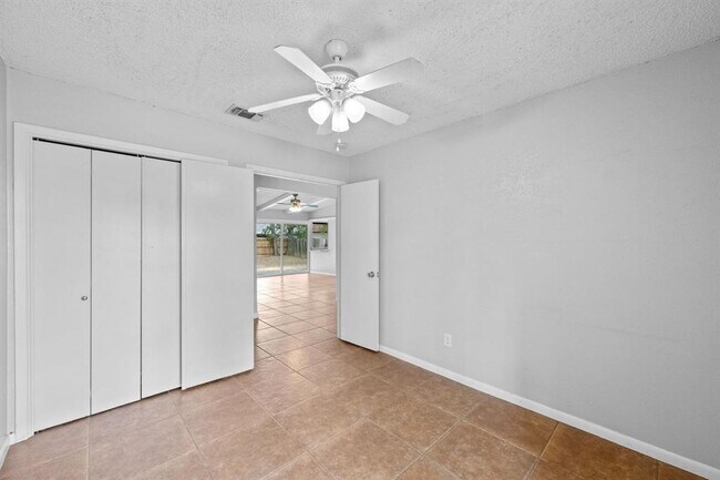 Building Photo - 9502 Gambels Quail Dr