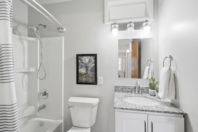 Building Photo - 2609 Wee Wynd