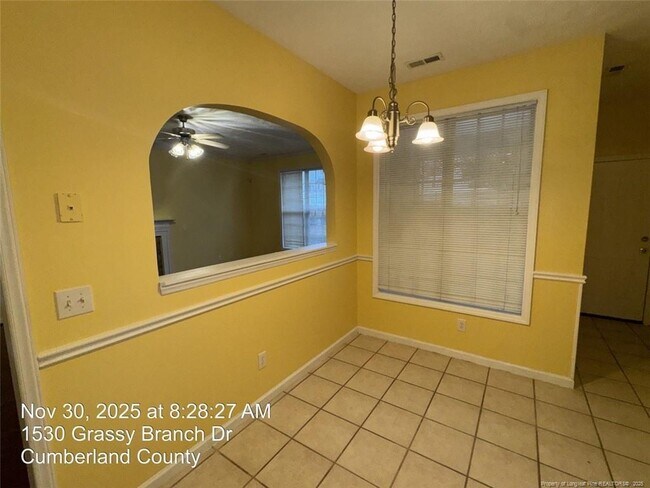 Building Photo - 1530 Grassy Branch Dr