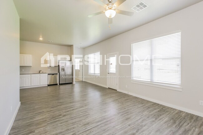 Building Photo - 8098 Brighton Ave