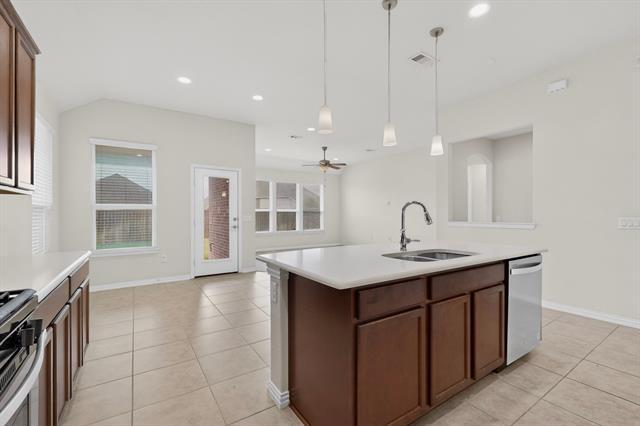 Building Photo - 2717 Strand Ln
