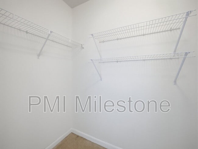 Building Photo - 1247 Mare St