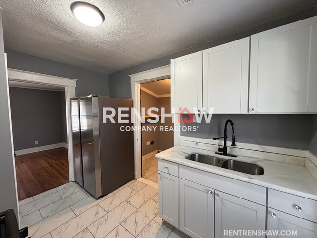 Building Photo - 3589 Faxon Ave