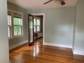 Building Photo - 683 Worthington Ridge