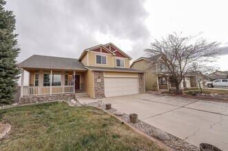 Building Photo - Spacious 3 bed, 2.5 bath home located in Wellington, CO
