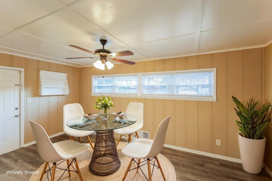 Building Photo - 9601 Red Ln Dr