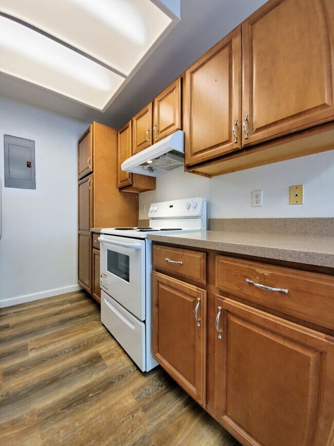 Building Photo - For Rent | 2 Bedroom, 1 Bathroom with 1 assigned parking stall at Kupono in Waipio Gentry