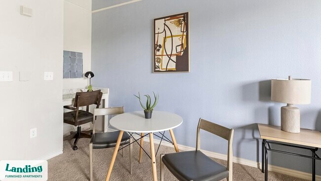 Building Photo - 6101 N Riverside Dr